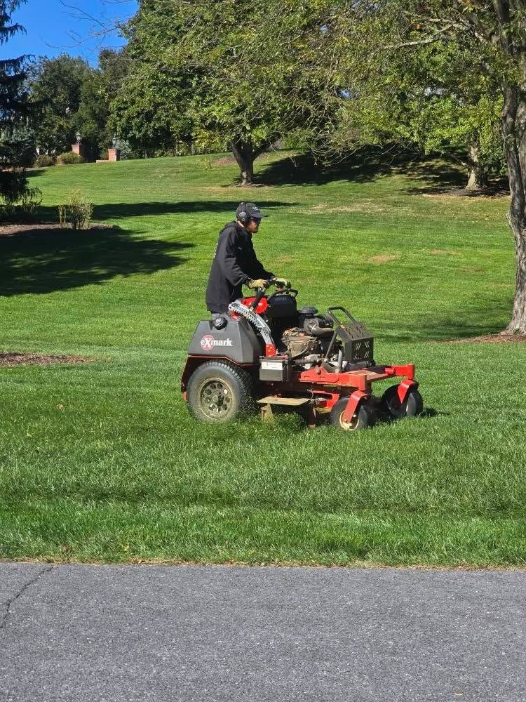 Lawncare Done With Commercial Quality